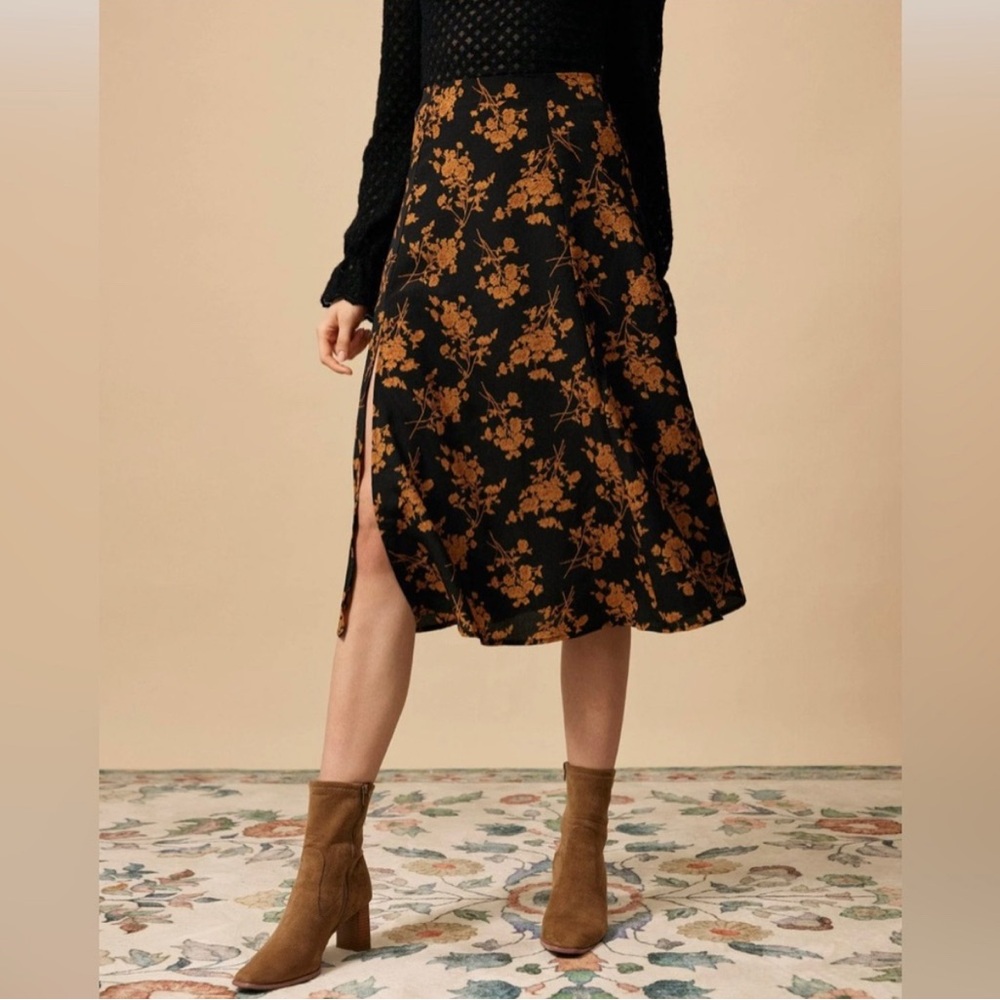 NWT RIHOAS Floral Slit High Waisted  A-Line Midi Skirt, Black & Mustard, Size M